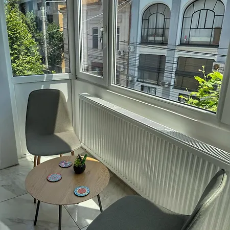 Apartment Premium Ultracentral Self Check-in Cafea Ceai Snack Craiova